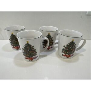 4 Mugs Noel Morning Gibson Everyday 3.75" Christmas Tree Holly